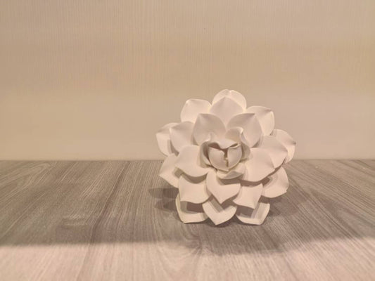Passive Ceramic Flower Aromatherapy Diffuser – Handmade Ceramic Decorative Essential Oil Diffuser for Office Desk, Home & bedrooms