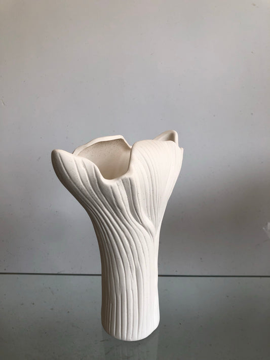 Artistic White Ceramic Vase with Textured Wave Motifs - Statement Piece for Any Room