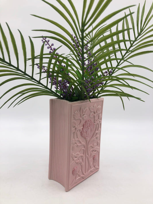 Stylish Pink Ceramic Flower Vase - Delicate Engravings - A Beautiful Centerpiece for Your Table or Shelf